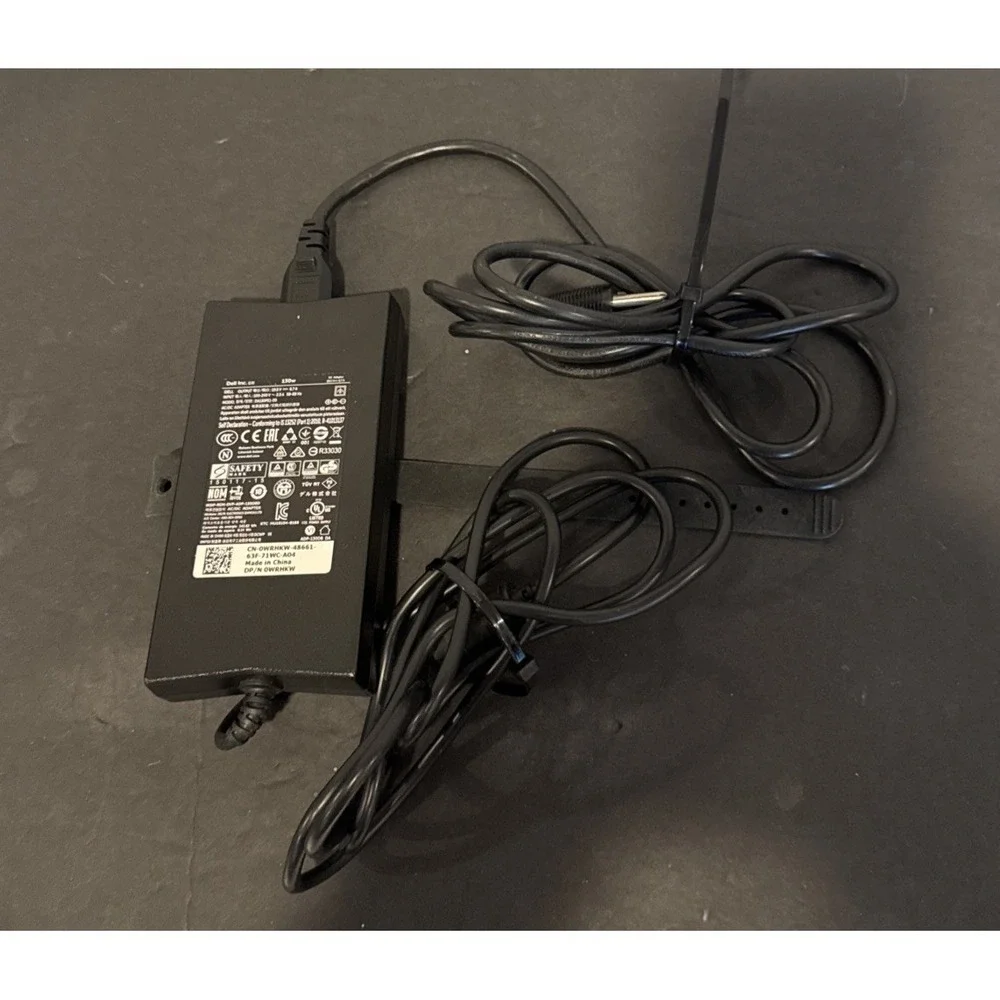 DELL DA130PE1-00 19.5V 6.7A Genuine Original AC Power Adapter Charger